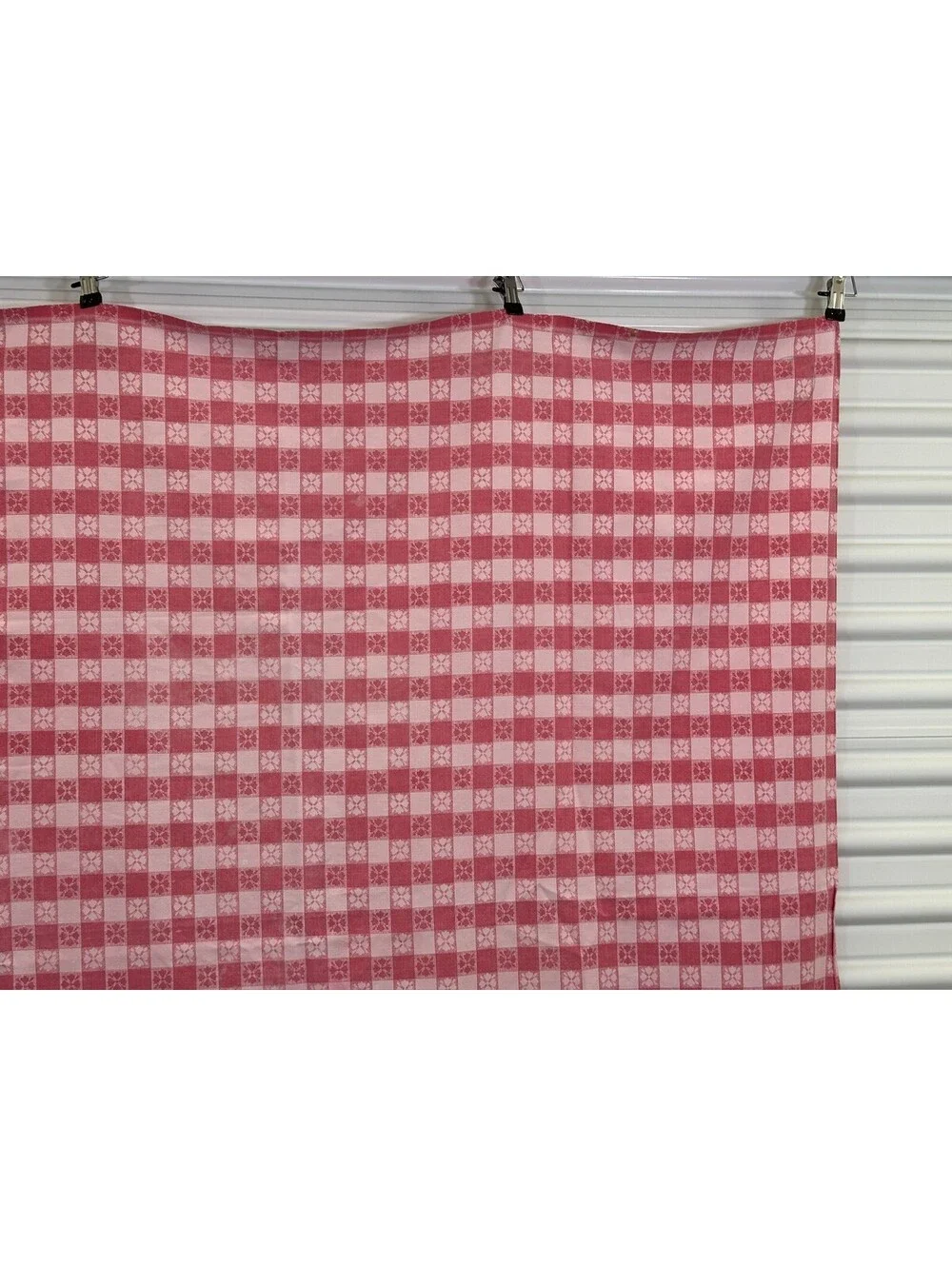 4 Vintage Commercial Use Tablecloths Red White Flower Leaves